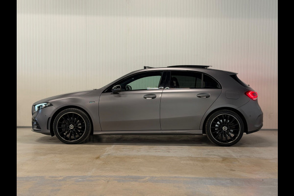 Mercedes-Benz A-Klasse Mercedes-Benz A-klasse 250 e AMG Line | PANO | NIGHT | 360 CAMERA | BURMESTER