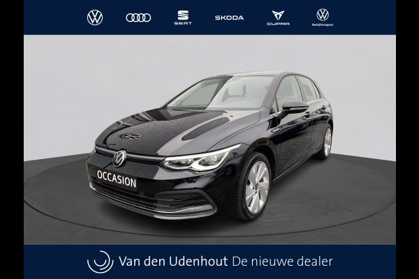 Volkswagen Golf 1.5 TSI Style Trekhaak Navigatie Full-LED Pdc Acc Android/Carplay