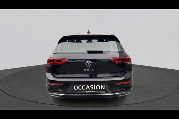 Volkswagen Golf 1.5 TSI Style Trekhaak Navigatie Full-LED Pdc Acc Android/Carplay