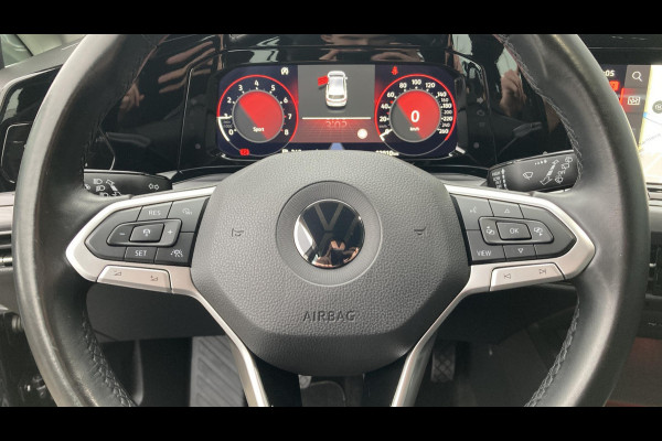 Volkswagen Golf 1.5 TSI Style Trekhaak Navigatie Full-LED Pdc Acc Android/Carplay