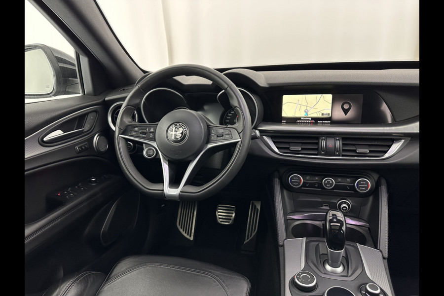 Alfa Romeo Stelvio 2.2d AWD Q4 Super Aut. *PANO | LEATHER | BI-XENON | MEMORY-PACK | HARMAN/KARDON | BLINDSPOT | CAMERA | DAB+ | NAVI-FULLMAP | HEATED-SPORTSEATS | ECC | ADAPTIVE-CRUISE | PDC | PRIVACYGLASS | TOWBAR | 19"ALU*