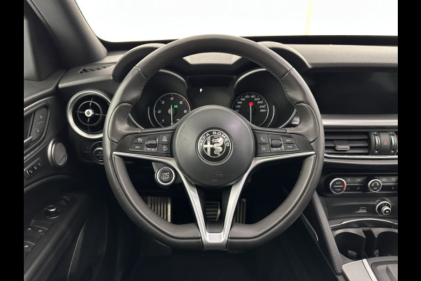 Alfa Romeo Stelvio 2.2d AWD Q4 Super Aut. *PANO | LEATHER | BI-XENON | MEMORY-PACK | HARMAN/KARDON | BLINDSPOT | CAMERA | DAB+ | NAVI-FULLMAP | HEATED-SPORTSEATS | ECC | ADAPTIVE-CRUISE | PDC | PRIVACYGLASS | TOWBAR | 19"ALU*