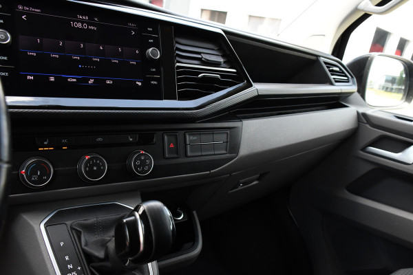 Volkswagen Transporter 2.0 TDI L2H1 32 DC Bulli Virtual, Adaptieve Cruise, Carplay, LED, 150PK, Stoelverwarming, Trekhaak, 2 x Schuifdeur, Standkachel, Uniek!