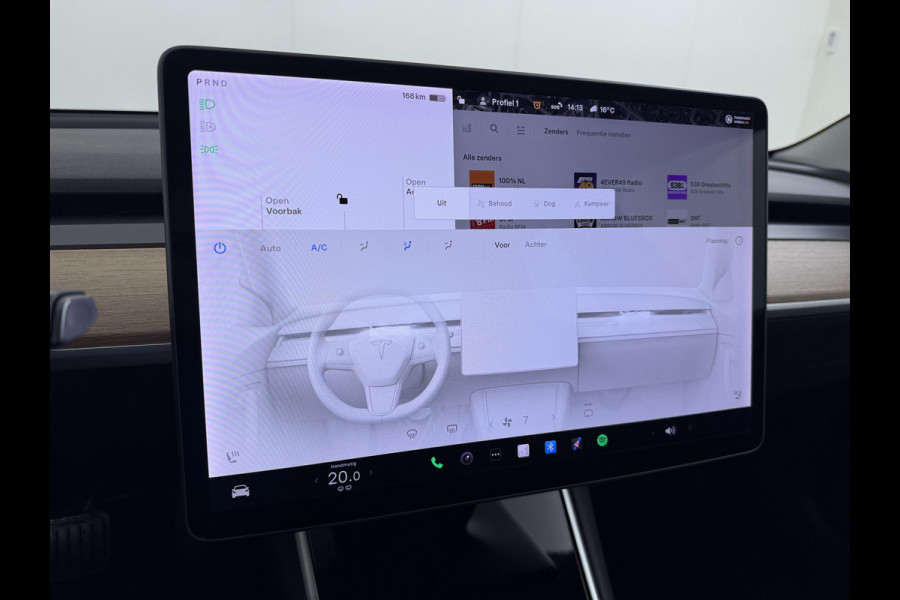 Tesla Model 3 SR+ 60kWh 325PK AutoPilot Leer PanoramaDak Adaptive Cruise Lmv 18" Camera's Elektr.-Stuur+Stoelen+Spiegels+Geheugen+Easy-Entry+V Soh 81% Ecc Navi Led DAB Voorverwarmen interieur via App Keyless One-Pedal-Drive Origineel Nederlandse Auto 1584kg licht! slechts 67 euro belasting p/m