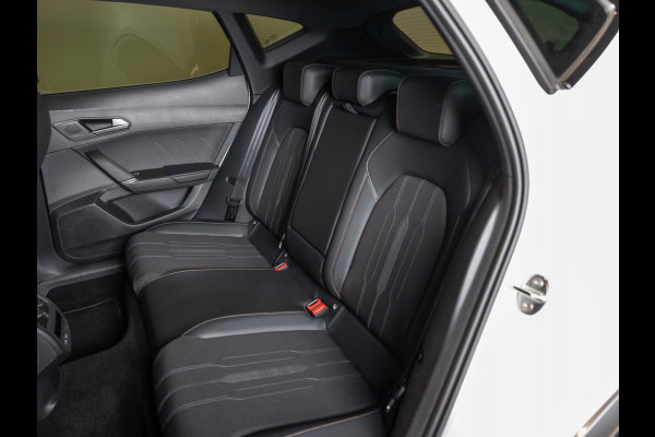 CUPRA Formentor 1.5 TSI / 150pk / Panorama dak / Stuur en stoelverwarming / Rondomzicht camera /