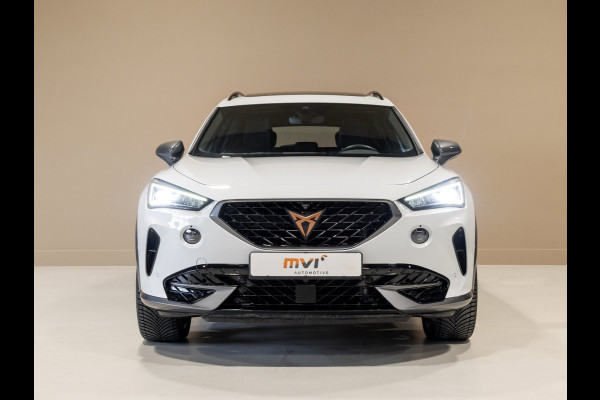 CUPRA Formentor 1.5 TSI / 150pk / Panorama dak / Stuur en stoelverwarming / Rondomzicht camera /