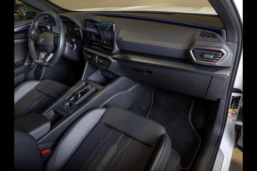 CUPRA Formentor 1.5 TSI / 150pk / Panorama dak / Stuur en stoelverwarming / Rondomzicht camera /