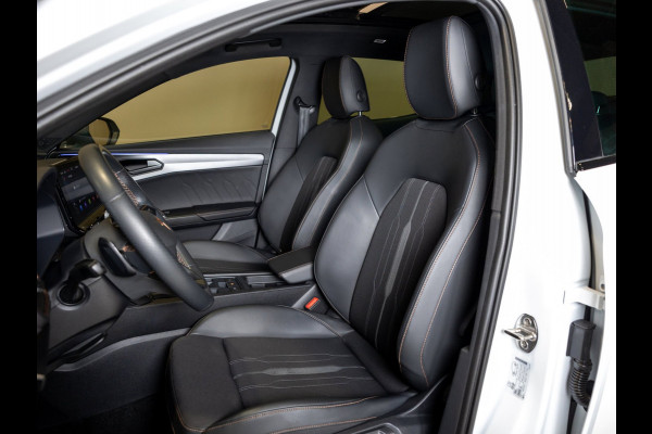 CUPRA Formentor 1.5 TSI / 150pk / Panorama dak / Stuur en stoelverwarming / Rondomzicht camera /