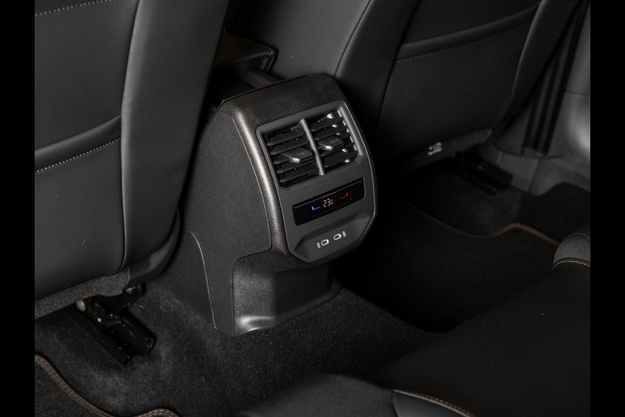 CUPRA Formentor 1.5 TSI / 150pk / Panorama dak / Stuur en stoelverwarming / Rondomzicht camera /