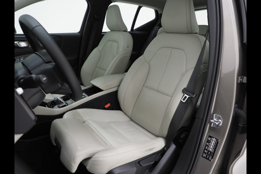 Volvo XC40 1.5 T5 Recharge Inscription | Panoramadak | Leder | Keyless | Virtual | DAB | Cruise | LED | Carplay
