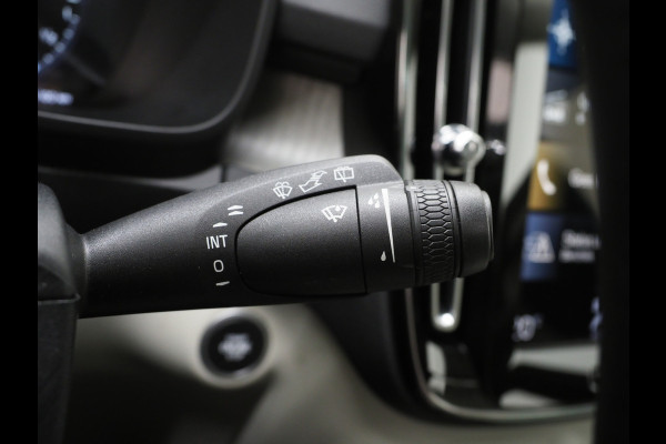 Volvo XC40 1.5 T5 Recharge Inscription | Panoramadak | Leder | Keyless | Virtual | DAB | Cruise | LED | Carplay
