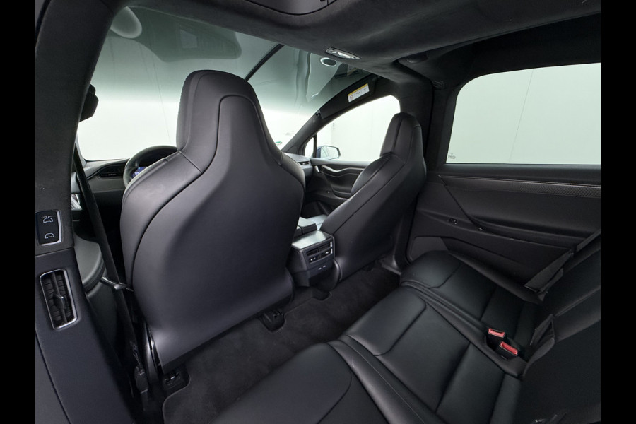 Tesla Model X 100D 20" Trekhaak Leder Luchtvering Adaptive Cruise AutoPilot Panoramadak Vleugeldeuren Camera's Elektr.Stoelen/Stuur+Verwarmd+G Adaptieve koplampen Lmv 20" Led Elektr.-Achterklep Bordherkenning Verwarmde Sproeiers-bladen Carbon Sentry Mode Valet mode 2250 kg Trekvermogen! € 124.700 nieuw !