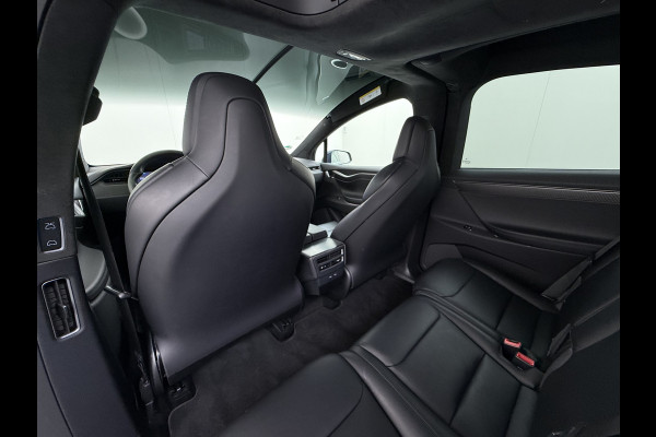 Tesla Model X 100D 20" Trekhaak Leder Luchtvering Adaptive Cruise AutoPilot Panoramadak Vleugeldeuren Camera's Elektr.Stoelen/Stuur+Verwarmd+G Adaptieve koplampen Lmv 20" Led Elektr.-Achterklep Bordherkenning Verwarmde Sproeiers-bladen Carbon Sentry Mode Valet mode 2250 kg Trekvermogen! € 124.700 nieuw !
