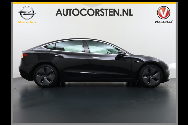 Tesla Model 3 RWD SR plus 325PK LFP Accu Trekhaak AutoPilot Leder Panoramadak Adaptive-Cruise Camera's Elektr.-Stuur+Stoelen+Spiegels+Geheugen Navi LED DAB Voorverwarmen Keyless One-Pedal-Drive Lmv 18" SOH 89% 1.000KG Trekgewicht 1e Eigenaar Origineel Nederlandse Auto Fabrieks Garantie op Accu en Motor tot 14-12-2028/160.000km