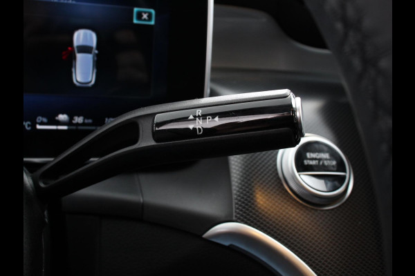 Mercedes-Benz GLC 300e 4MATIC AMG Line | Navigatie | Cruise Control | Parkeersensoren | Stoelverwarming | Matrix LED-koplampen | Virtual Cockpit | Surround-systeem Burmester | Inductielader