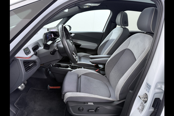 Volkswagen ID.3 First MAX 62kWh SOH 90% Panoramadak Ergo Active Stoelen Navi Pro Ecc Adap.Cruise Heads-Up Display Camera Pdc Lmv 20" Apple Carplay Android Auto Origineel Nederlandse Auto Zeer luxe uitvoering