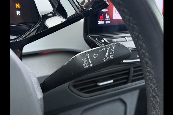 Volkswagen ID.3 First MAX 62kWh SOH 90% Panoramadak Ergo Active Stoelen Navi Pro Ecc Adap.Cruise Heads-Up Display Camera Pdc Lmv 20" Apple Carplay Android Auto Origineel Nederlandse Auto Zeer luxe uitvoering