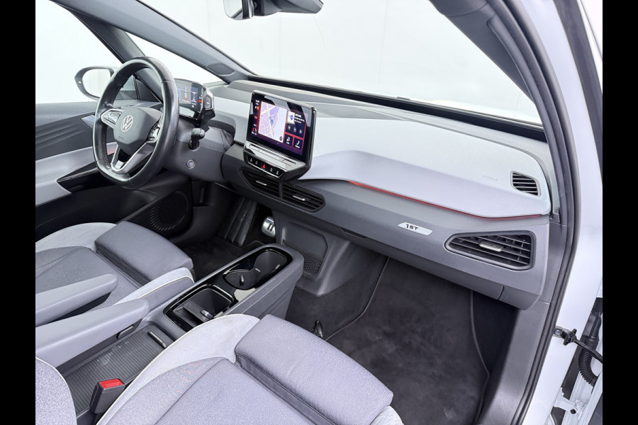 Volkswagen ID.3 First MAX 62kWh SOH 90% Panoramadak Ergo Active Stoelen Navi Pro Ecc Adap.Cruise Heads-Up Display Camera Pdc Lmv 20" Apple Carplay Android Auto Origineel Nederlandse Auto Zeer luxe uitvoering
