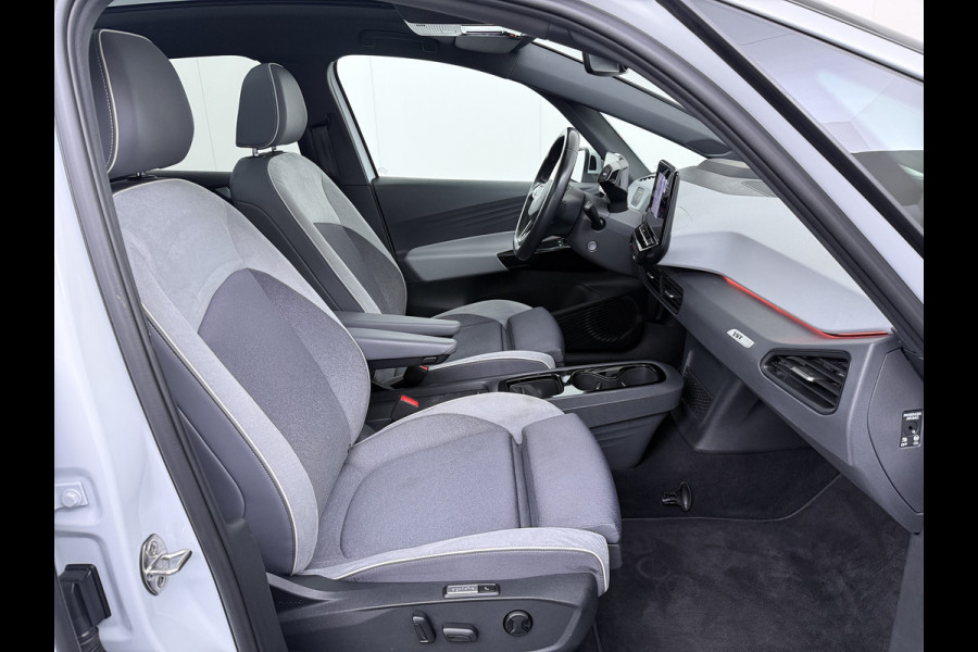 Volkswagen ID.3 First MAX 62kWh SOH 90% Panoramadak Ergo Active Stoelen Navi Pro Ecc Adap.Cruise Heads-Up Display Camera Pdc Lmv 20" Apple Carplay Android Auto Origineel Nederlandse Auto Zeer luxe uitvoering