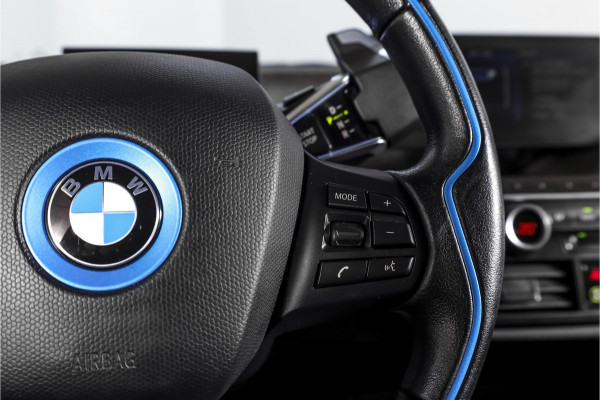 BMW i3 Basis 94Ah 33 kWh | S/k-panodak | Harman/Kardon | Dig. Cockpit | Adapt. cruise | Stoelverw. | PDC | Camera | NAV | ECC | LM 20" |