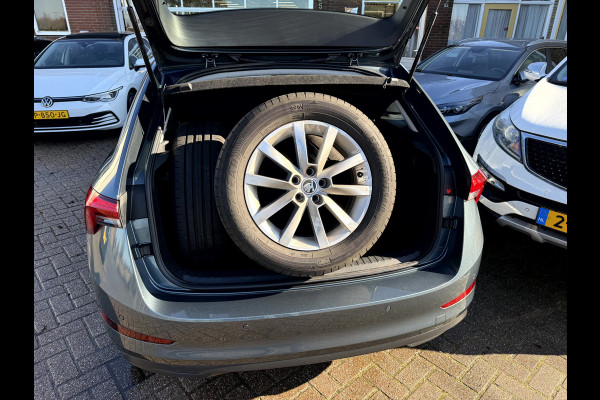 Škoda SCALA 1.0 TSI Business Edition Zomer+Winterset, Complete uitvoering
