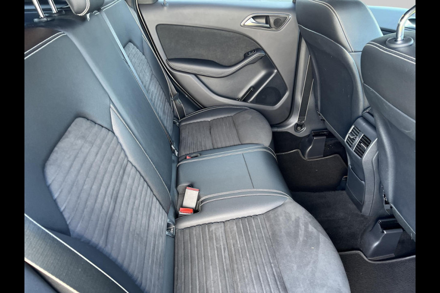 Mercedes-Benz B-Klasse 180 Business Solution AMG | Trekhaak