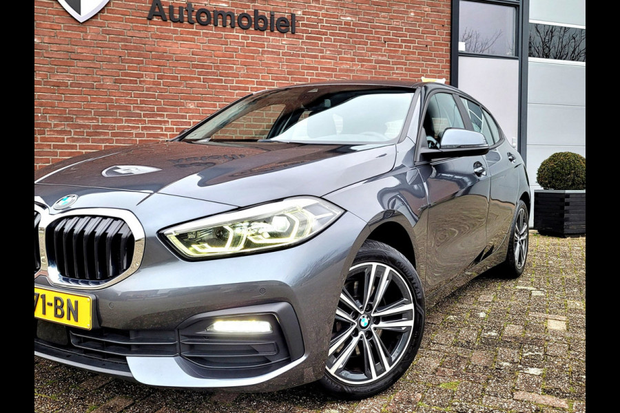 BMW 1-serie 118i Sport-Line, Camera, Digi Cockpit [1e eig. NL BTW]