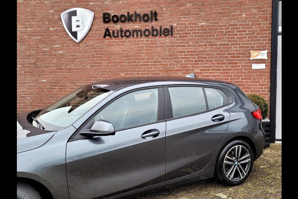 BMW 1-serie 118i Sport-Line, Camera, Digi Cockpit [1e eig. NL BTW]