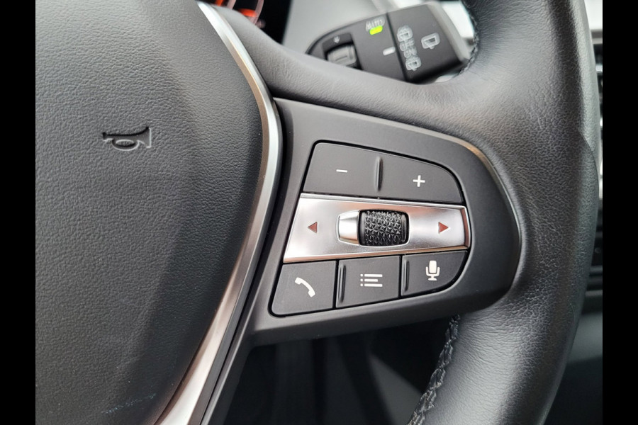 BMW 1-serie 118i Sport-Line, Camera, Digi Cockpit [1e eig. NL BTW]