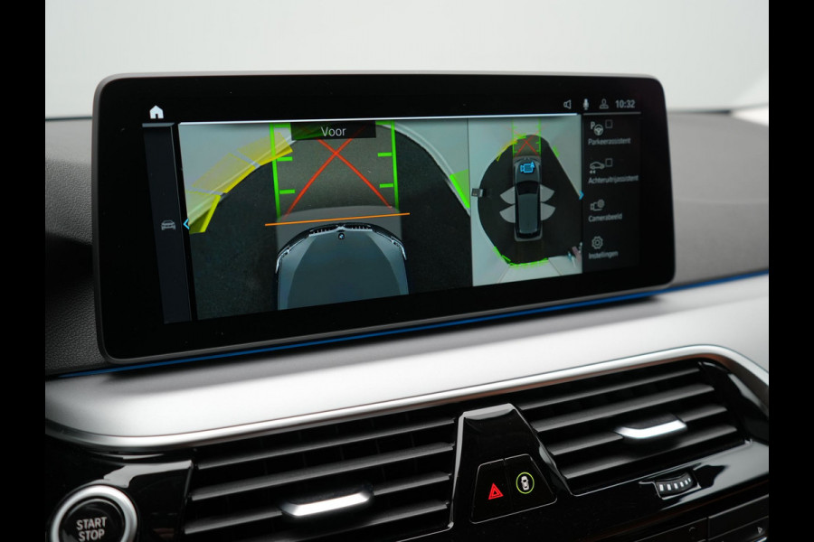 BMW 5 Serie Touring 530e xDrive Plug In Hybrid Business Edition Plus 293pk Dealer O.H PHEV | Trekhaak af Fabriek | Adaptive Cruise | 360 Camera | M Sportstuur | Keyless | BLIS |