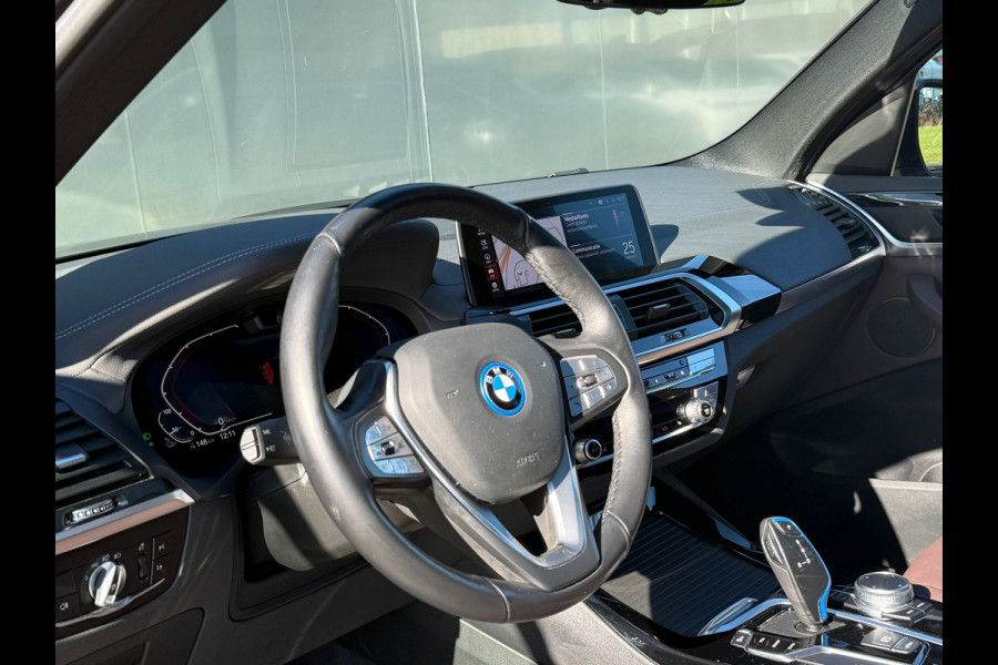 BMW IX3 95% SOH Executive 80 kWh Shadow Line Pano|Leder|Sfeer|Dealer Onderhouden