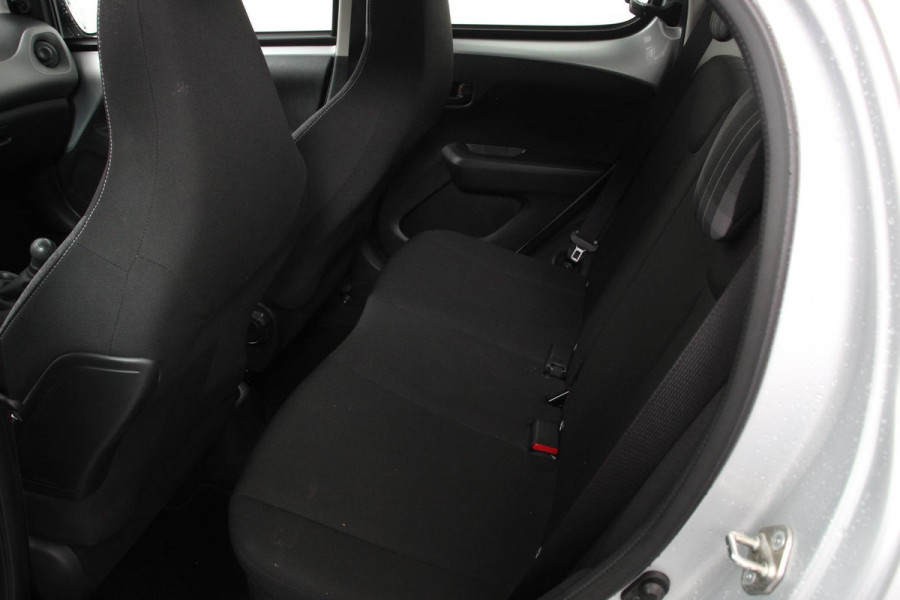 Peugeot 108 1.0 e-VTi Active | Airco | Bluetooth | Led | 5 deurs