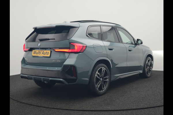 BMW X1 xDrive23i M Sport 204pk Dealer O.H | Panodak | Adaptive Cruise | Lederen Sportstoelen Massage & Memory | Head Up | 360 Camera | Harman Kardon | Widescreen Navi | Parkassist | Keyless | 19"L.M | Apple Carplay |