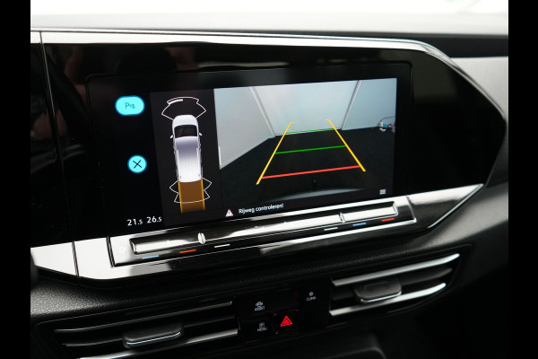 Volkswagen Caddy Maxi 1.5 TSI Style DSG Dealer O.H | Adaptive Cruise | Trekhaak Afn. | Apple Carplay | Camera | Alcantara Sportstoelen | LED Koplampen | Virtual | DAB | 17"L.M |