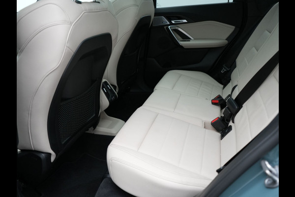 BMW X1 xDrive23i M Sport 204pk Dealer O.H | Panodak | Adaptive Cruise | Lederen Sportstoelen Massage & Memory | Head Up | 360 Camera | Harman Kardon | Widescreen Navi | Parkassist | Keyless | 19"L.M | Apple Carplay |