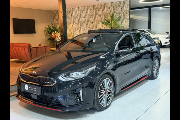 Kia ProCeed 1.6 T-GDi GT 204PK Garantie Trekhaak Pano Memory Carplay Camera JBL Audio StuurVW StoelVW Blindspot ACC Navi Rijklaar