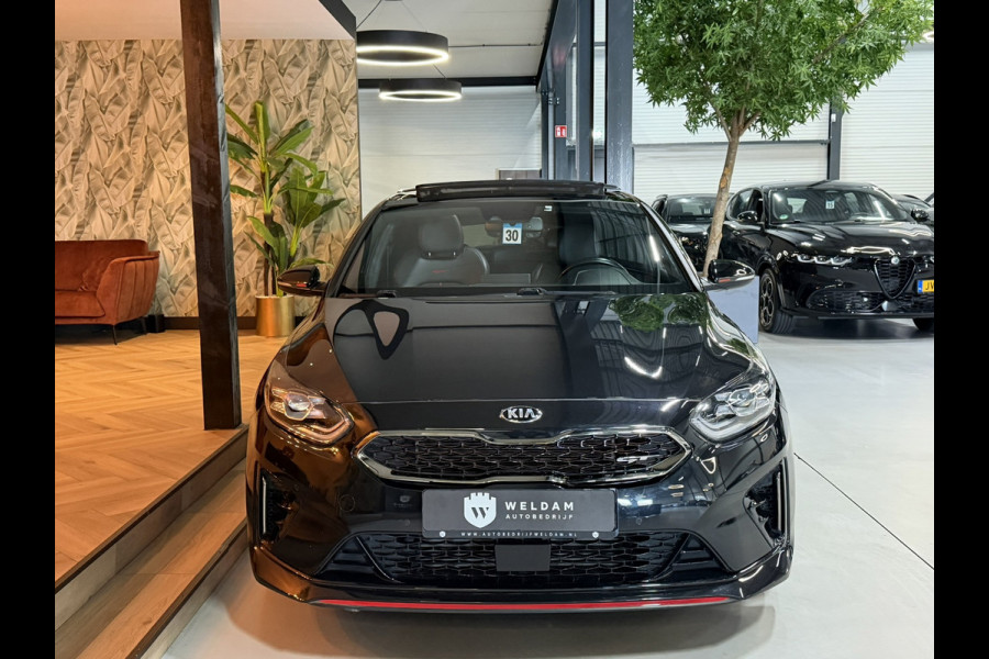 Kia ProCeed 1.6 T-GDi GT 204PK Garantie Trekhaak Pano Memory Carplay Camera JBL Audio StuurVW StoelVW Blindspot ACC Navi Rijklaar