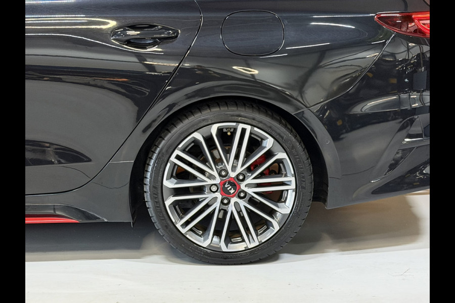 Kia ProCeed 1.6 T-GDi GT 204PK Garantie Trekhaak Pano Memory Carplay Camera JBL Audio StuurVW StoelVW Blindspot ACC Navi Rijklaar