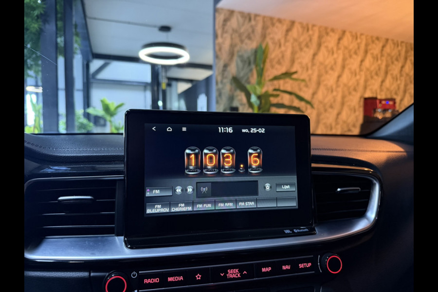 Kia ProCeed 1.6 T-GDi GT 204PK Garantie Trekhaak Pano Memory Carplay Camera JBL Audio StuurVW StoelVW Blindspot ACC Navi Rijklaar