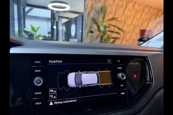 Volkswagen Polo 1.0 TSI Comfortline Business Garantie Carplay StoelVW Adoptieve Cruise Navi Airco Rijklaar
