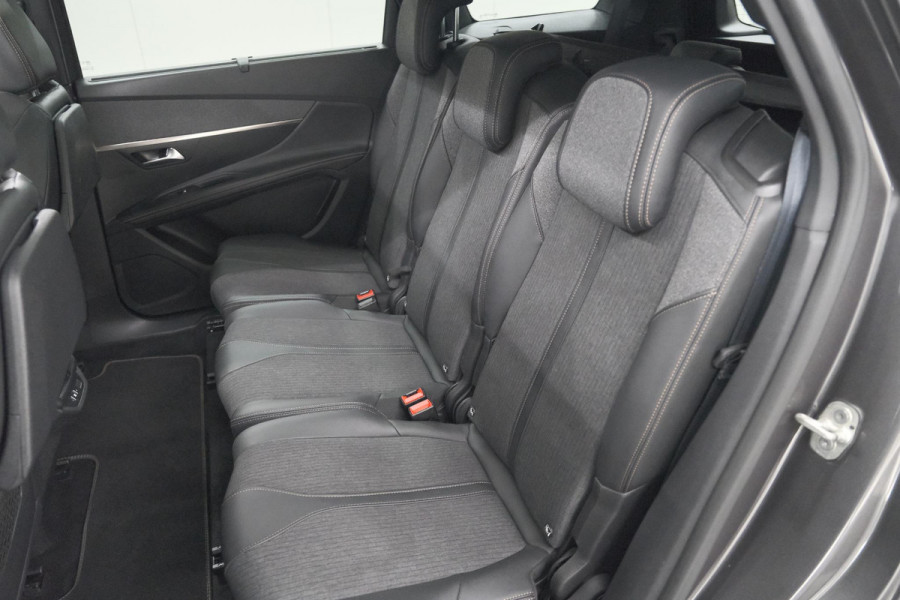 Peugeot 5008 PureTech 130 EAT8 GT-Line | Trekhaak | Panoramadak | Dodehoekdetectie | Elektrische Kofferklep