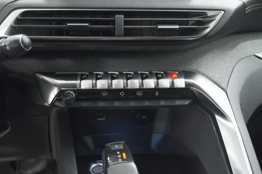 Peugeot 5008 PureTech 130 EAT8 GT-Line | Trekhaak | Panoramadak | Dodehoekdetectie | Elektrische Kofferklep