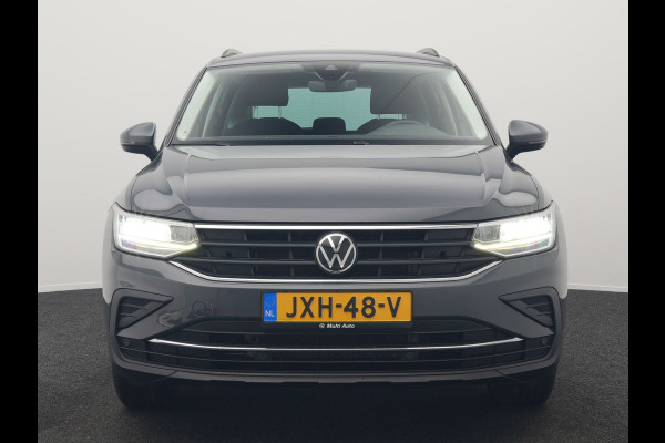 Volkswagen Tiguan 1.4 TSI Elegance Plug In Hybrid 245pk Dealer O.H PHEV | Trekhaak af Fabriek | Adaptive Cruise | Alcantara Sportstoelen Massage &  Verwarmd | Virtual | Keyless | Apple Carplay | BLIS |