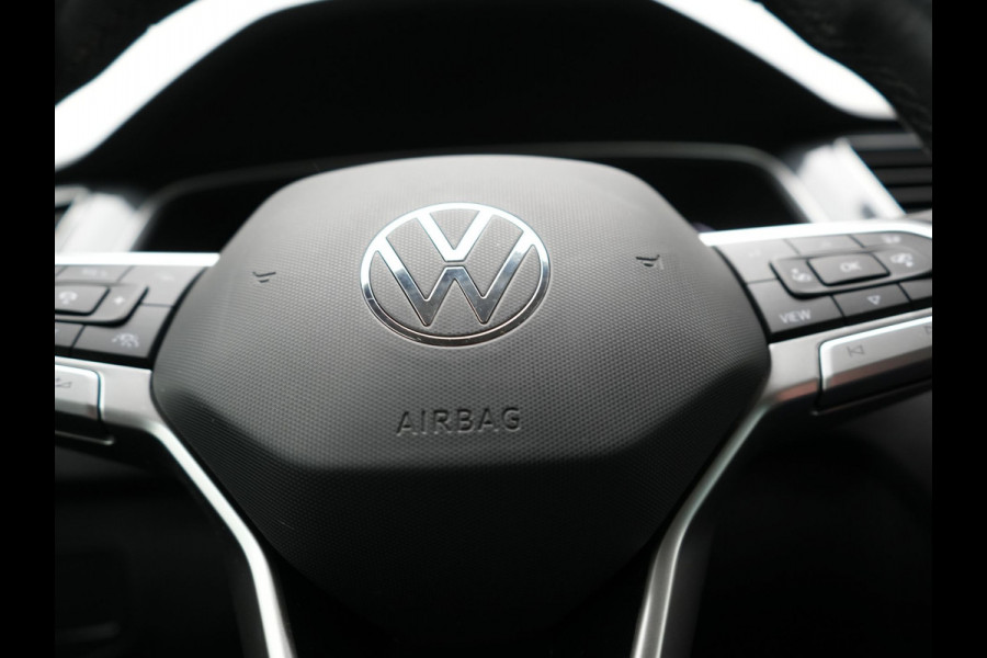 Volkswagen Tiguan 1.4 TSI Elegance Plug In Hybrid 245pk Dealer O.H PHEV | Trekhaak af Fabriek | Adaptive Cruise | Alcantara Sportstoelen Massage &  Verwarmd | Virtual | Keyless | Apple Carplay | BLIS |