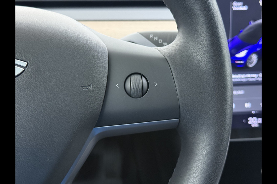 Tesla Model 3 Long Range AWD 75kWh Facelift Warmtepomp Lmv 19" AutoPilot Leder Panoramadak Adaptive-Cruise Camera's Elektr.-Stuur+Stoelen+Spie Navi LED DAB Voorverwarmen interieur Keyless One-Pedal-Drive 4WD SOH 87% Origineel Nederlandse Auto Fabrieksgarantie op Accu en Motor tot 27-09-2027/192.00km