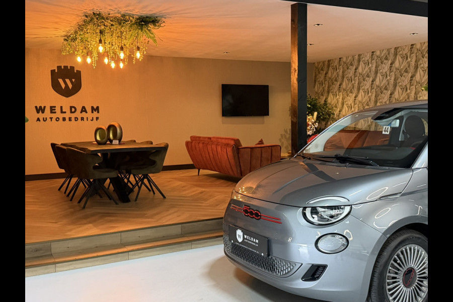 Fiat 500 La Prima 42 kWh Garantie Camera Cruise Navi Clima Lane Rijklaar