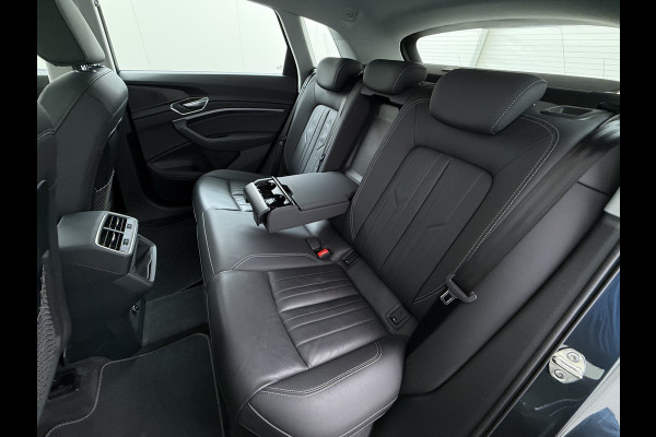 Audi e-tron 313pk Quattro Soh 91% Leer PanoDak Adaptive.Cruise Camera Elek.Stoelen+Memory+Verwarmd Navi Ecc Pdc Stoelverwarming Elek.Achterklep AWD Led Bluetooth Rijstrooksensor WiFi Lmv 4WD Business Edition Plus 71kWh Origineel Nederlandse Auto 1800kg trekvermogen!