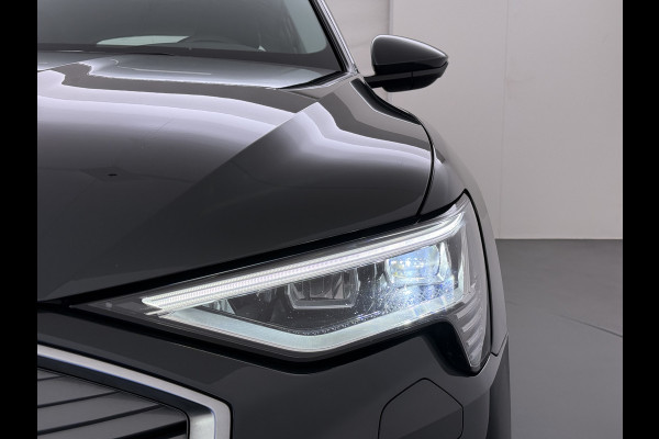 Audi e-tron 313pk Quattro Soh 91% Leer PanoDak Adaptive.Cruise Camera Elek.Stoelen+Memory+Verwarmd Navi Ecc Pdc Stoelverwarming Elek.Achterklep AWD Led Bluetooth Rijstrooksensor WiFi Lmv 4WD Business Edition Plus 71kWh Origineel Nederlandse Auto 1800kg trekvermogen!