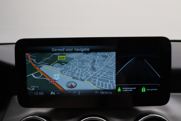 Mercedes-Benz CLA-Klasse Shooting Brake 180 Business Solution AMG Night Upgrade Automaat Panoramadak, LED, Camera, Navigatie, Stoelverwarming, PDC, 18"