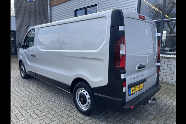 Fiat Talento 2.0 MultiJet 145pk L2H1 Basis / zilver metallic / vaste prijs rijklaar € 13.950 ex btw / lease vanaf € 235 / euro 6 / bpm vrij / trekhaak / airco / cruise / navigatie !